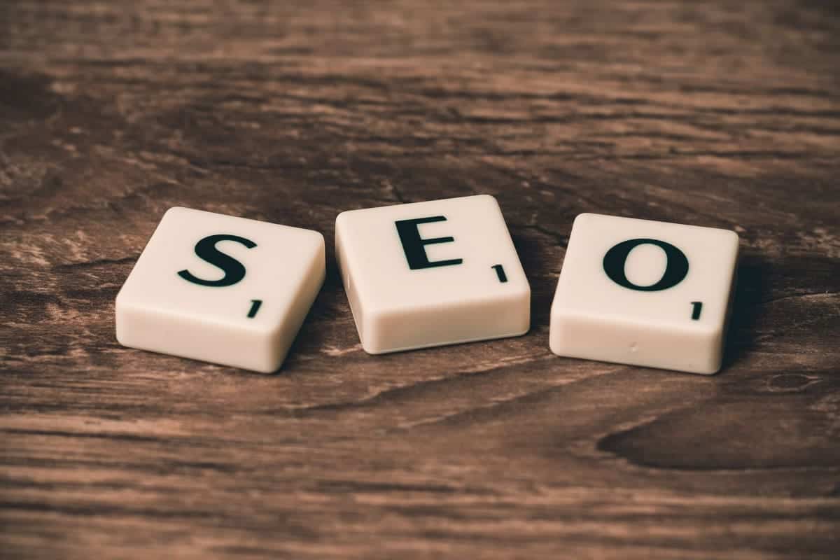 Seo spelt in scrabble disks
